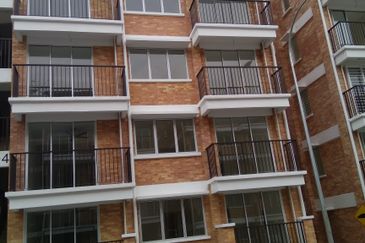 Villa Court @ Goodview Height