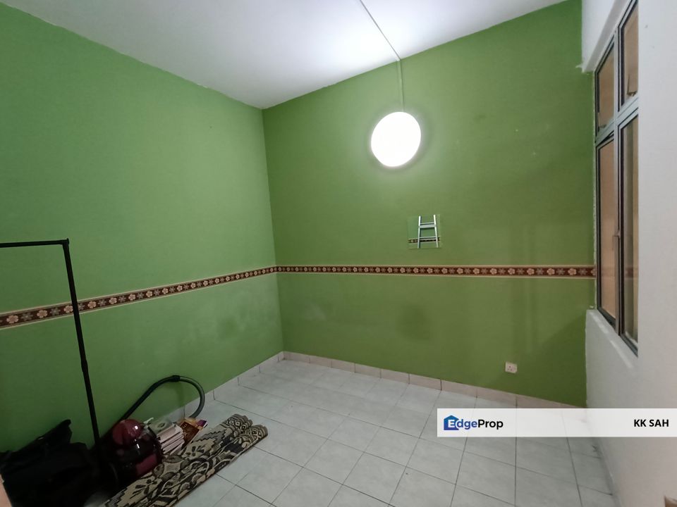 TOWNHOUSE @ TAMAN LAGENDA MAS, Selangor, Batu 9th Cheras