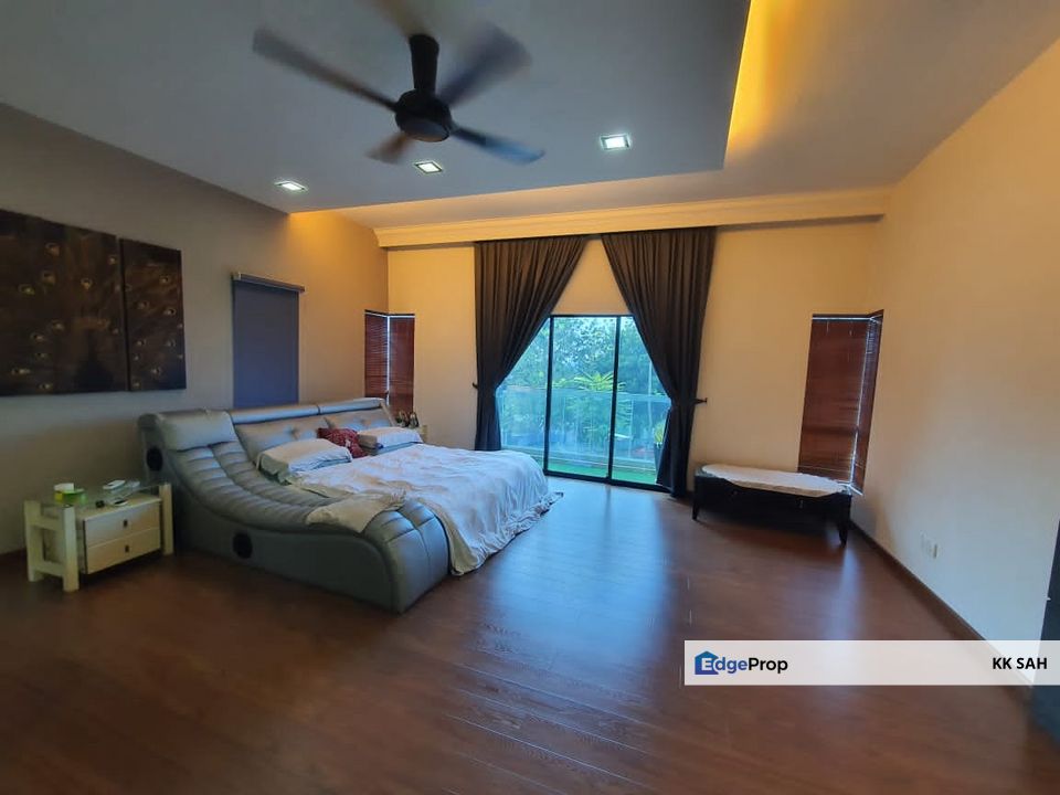 (FULLY RENOVATED) 3 STOREY SEMI-D @ THE PEAK, CHERAS, Selangor, Batu 9th Cheras