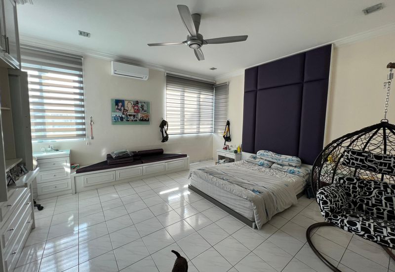 (RENOVATED + FISH POND) 2 STOREY BUNGALOW @ BANDAR MAHKOTA CHERAS