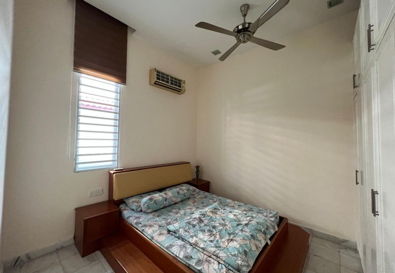 (RENOVATED + FISH POND) 2 STOREY BUNGALOW @ BANDAR MAHKOTA CHERAS