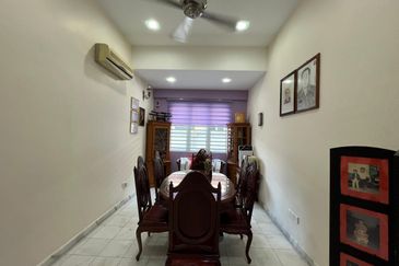 (RENOVATED + FISH POND) 2 STOREY BUNGALOW @ BANDAR MAHKOTA CHERAS