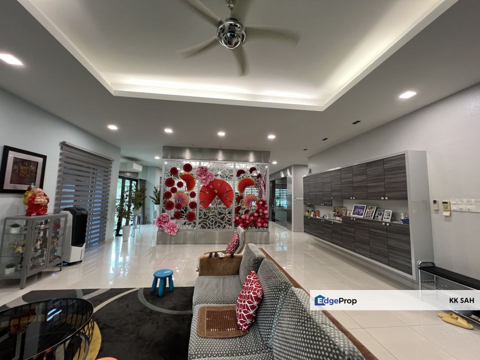 (8,800sf RENOVATED) CORNER BUNGALOW HOUSE @ BUKIT SUNGAI LONG, Selangor, Cheras