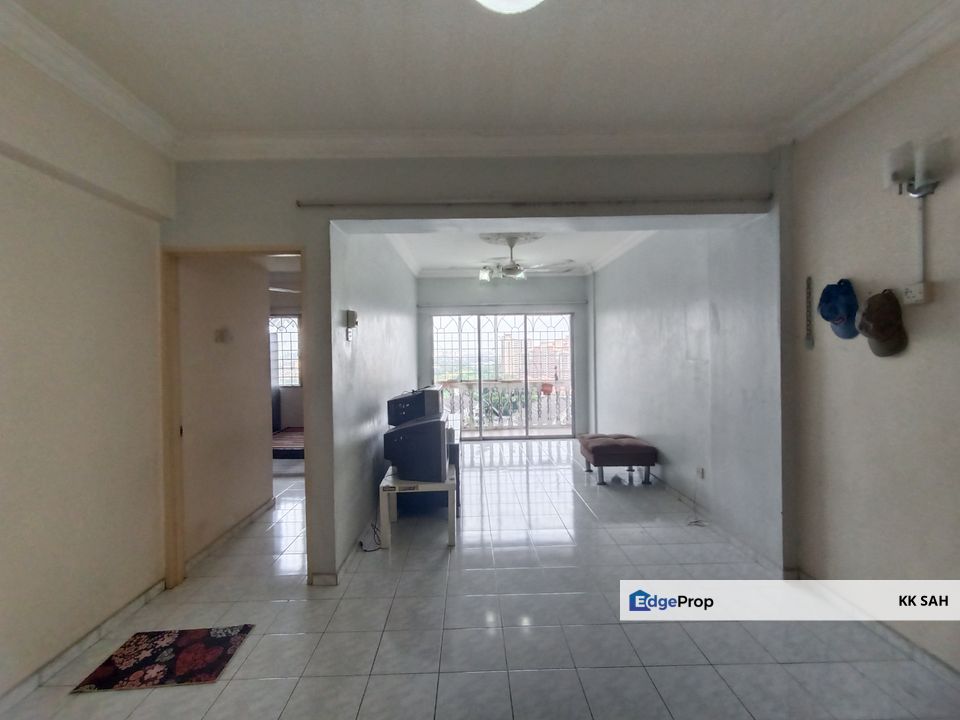 (100% LOAN + FURNISHED) SRI CAMELLIA @ KAJANG, Selangor, Kajang