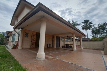 Broga Villa