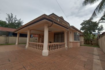 Broga Villa