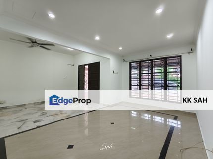 (FULL LOAN + RENOVATED) 2 STOREY @ TAMAN JASMIN, KAJANG, Selangor, Kajang