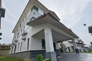 Taman Desa Kenanga 2