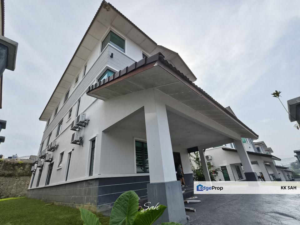 3 STOREY BUNGALOW @ TAMAN DESA KENANGA , Selangor, Semenyih