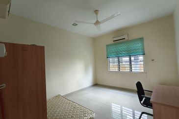 Taman Desa Kenanga 2