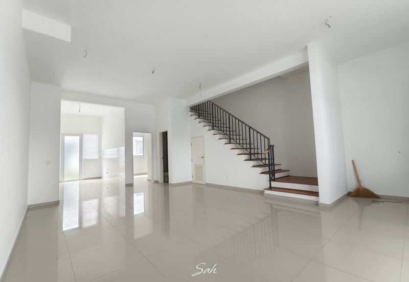 Ebonylane @ Eco Forest