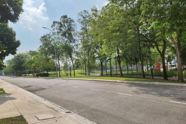 Parkfield Residences, Tropicana Heights