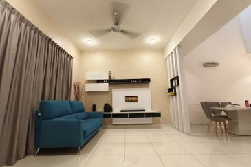 Parkfield Residences, Tropicana Heights