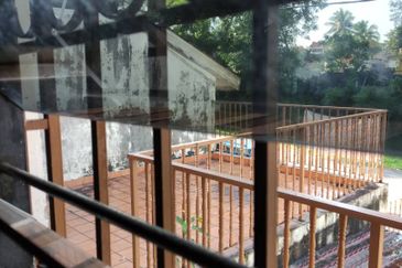 Jalan Bukit Cantik 2