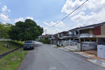 Jalan Bukit Cantik 2