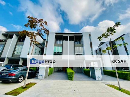 (CHEAPEST RENOVATED) LUXURY TOWNHOUSE @ TROPICANA HEIGHTS, Selangor, Kajang