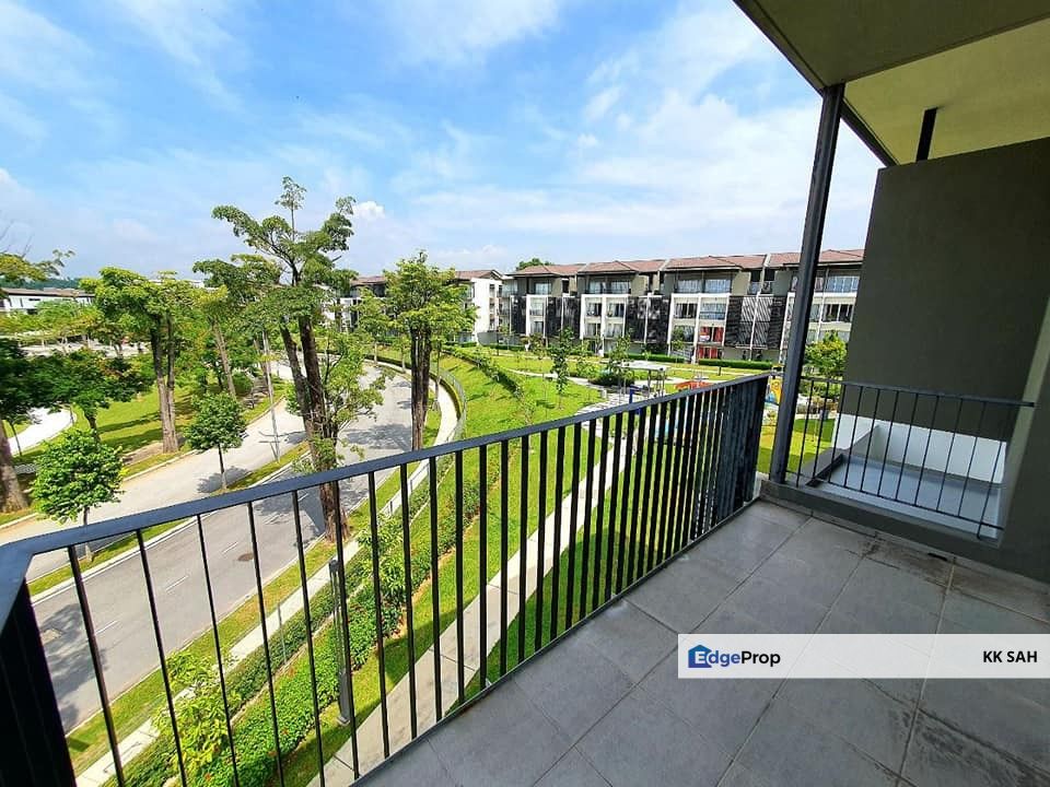 (CHEAPEST RENOVATED) LUXURY TOWNHOUSE @ TROPICANA HEIGHTS, Selangor, Kajang