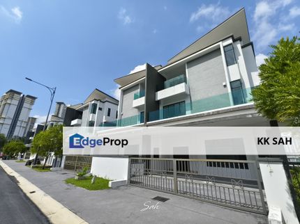 (BRAND NEW) 3 STOREY SEMI-D @ SAUJANA HEIGHTS, Selangor, Kajang