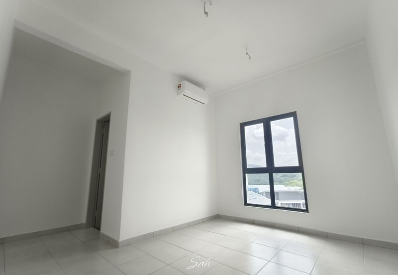 Vista Sri Tanjung Condominium