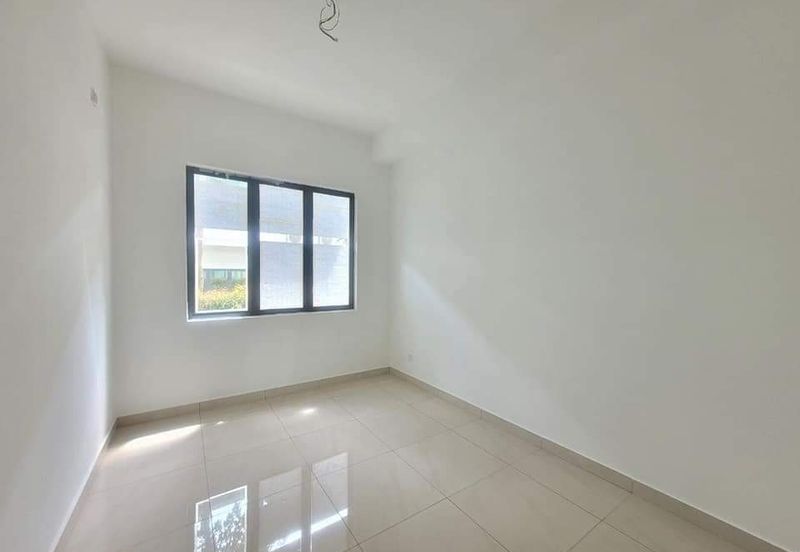 Country Garden Diamond City