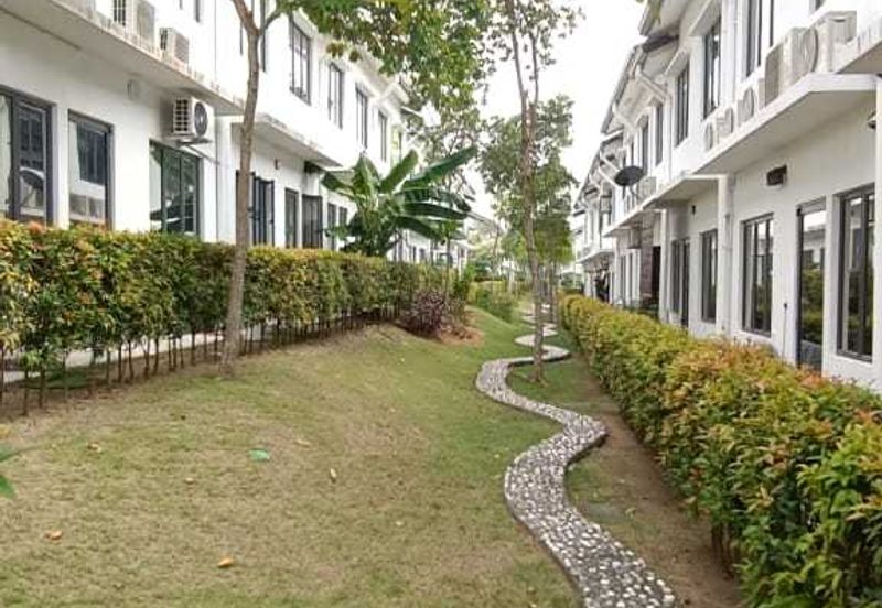 Country Garden Diamond City