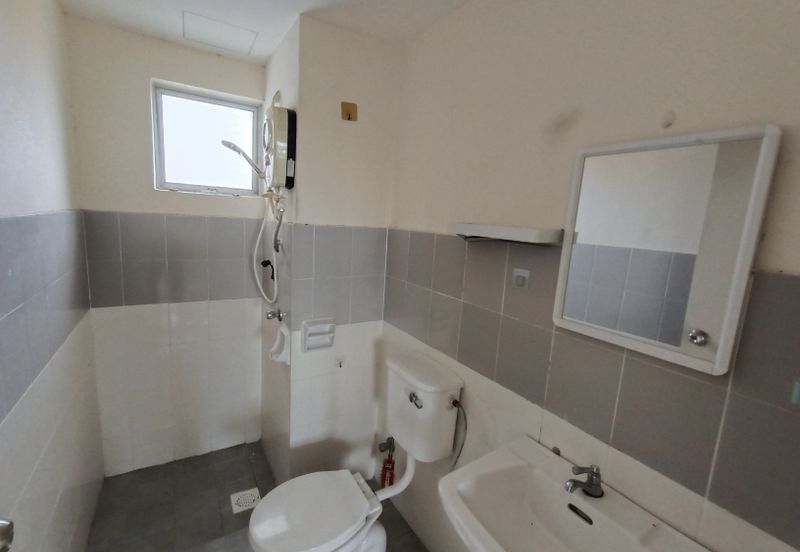 The Residence 1 @ Tiara South