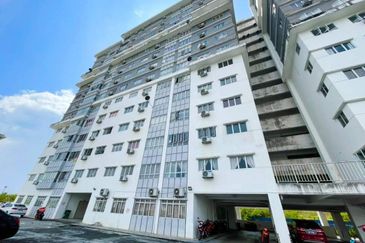 The Residence 1 @ Tiara South