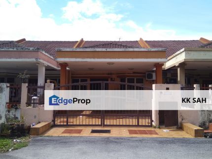 (FULL LOAN + RENOVATED) 1 STOREY @ TAMAN PELANGI SEMENYIH, Selangor, Semenyih