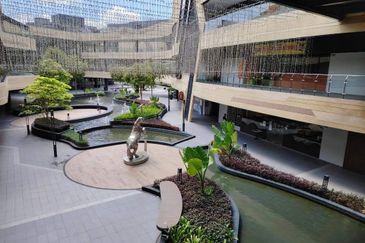 Ecohill Walk Mall, Setia Ecohill