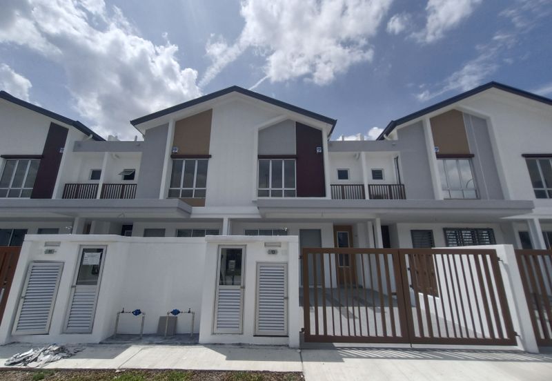 Cradleton @ Eco Majestic