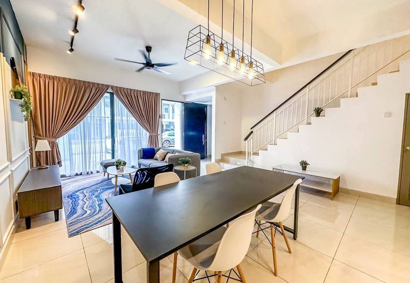 Country Garden Diamond City