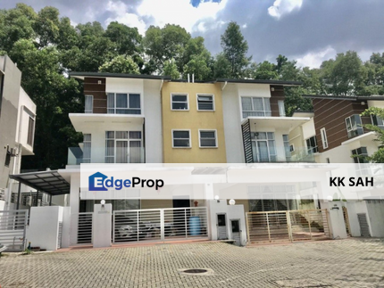 (MOVE IN CONDITION) 3 STOREY SEMI-D @ D'IMPIAN TROPIKA, BALAKONG, Selangor, Balakong