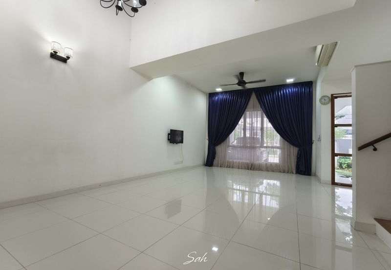 Parkfield Residences, Tropicana Heights