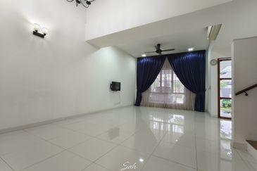 Parkfield Residences, Tropicana Heights