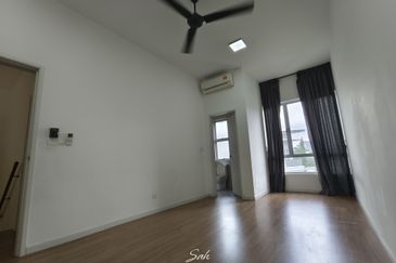 Parkfield Residences, Tropicana Heights