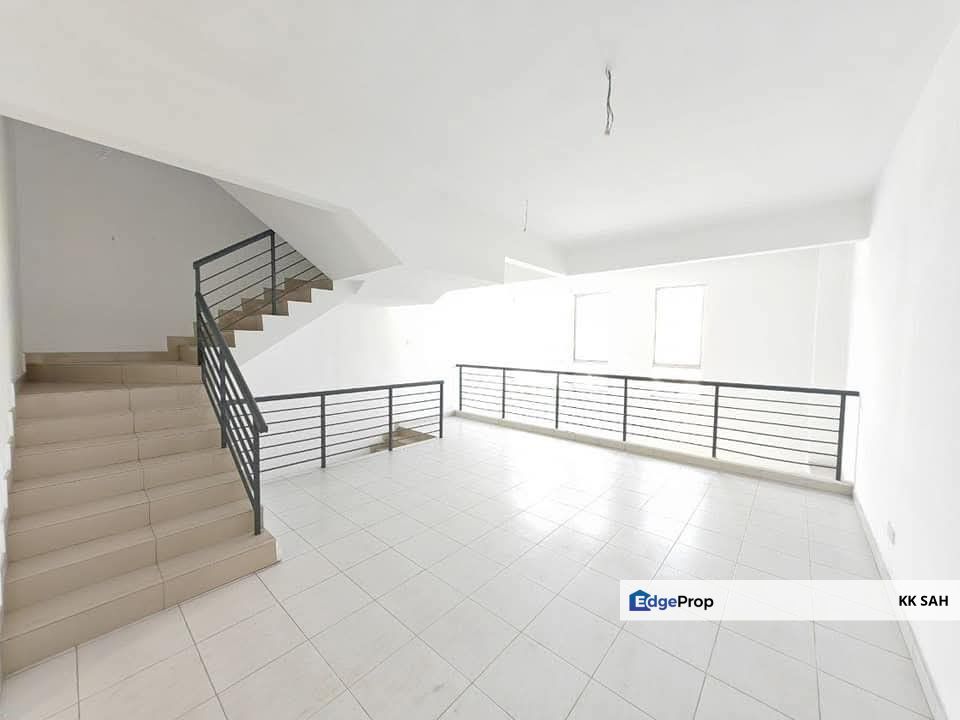 (FULL LOAN) 3 STOREY @ KASEH HEIGHTS, SEMENYIH, Selangor, Semenyih
