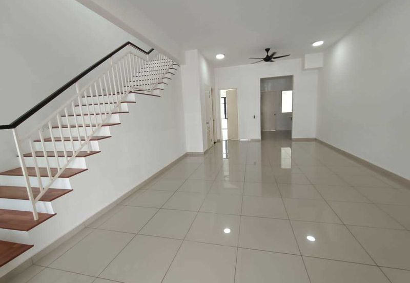 Cradleton @ Eco Majestic