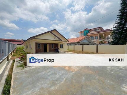 (RENOVATED + HUGE EXTRA LAND) 1 STOREY BUNGALOW @ KLANG, Selangor, Klang