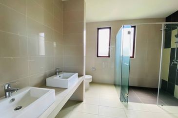 Country Garden Diamond City