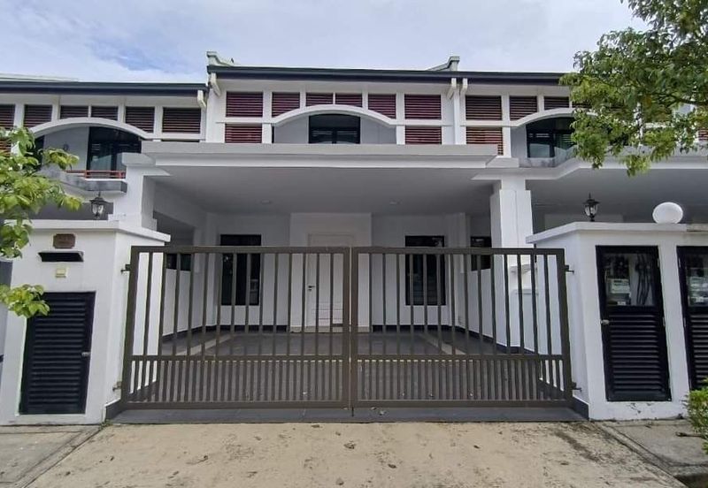 Cradleton @ Eco Majestic