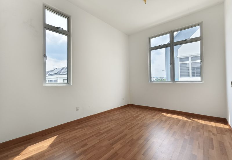 Ebonylane @ Eco Forest