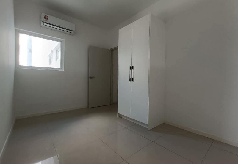 Pangsapuri Nadayu 801