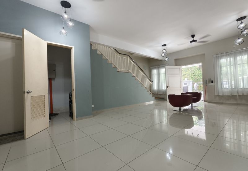 Cradleton @ Eco Majestic