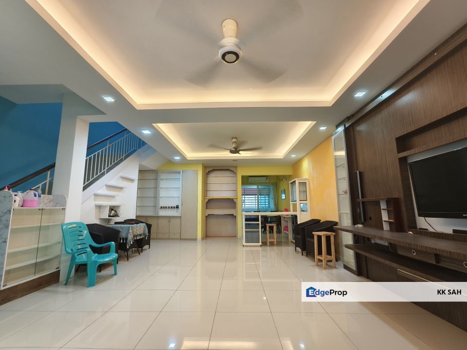 (FULLY RENOVATED + FULL LOAN) 2 STOREY @ NADAYU 92, KAJANG, Selangor, Semenyih