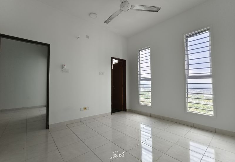 Ascotte Boulevard Condominium