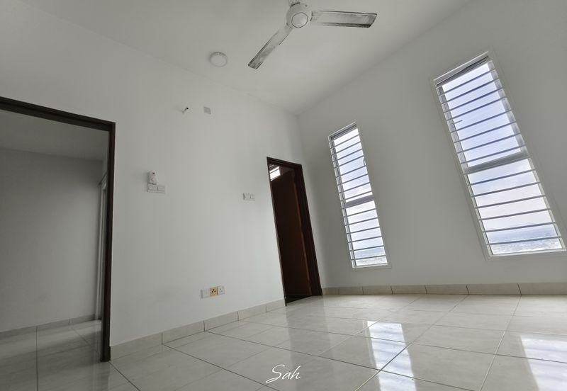 Ascotte Boulevard Condominium