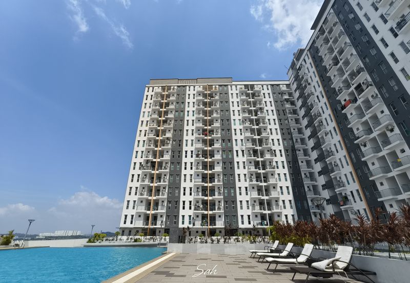Ascotte Boulevard Condominium