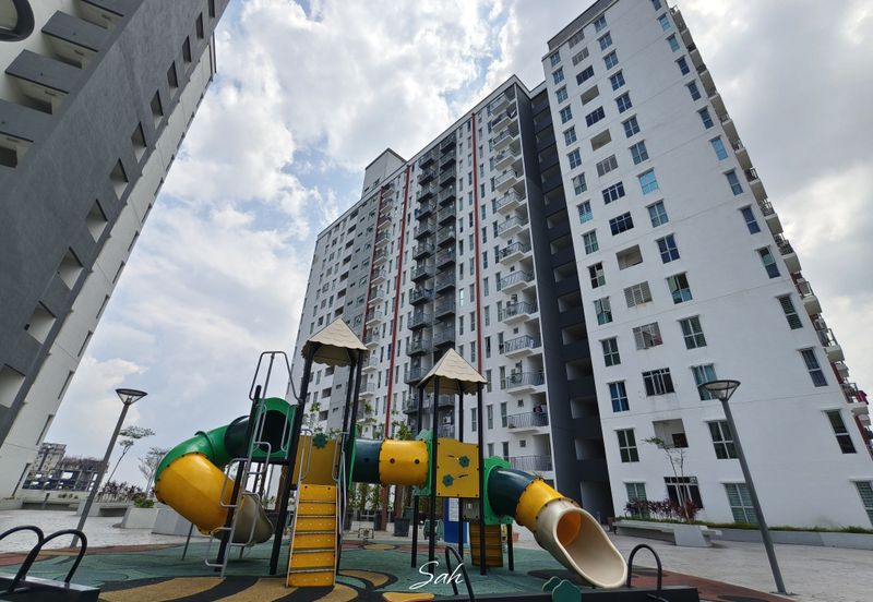 Ascotte Boulevard Condominium