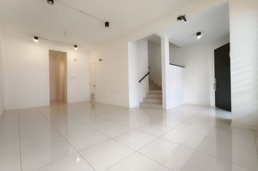 Fairfield Residences, Tropicana Heights