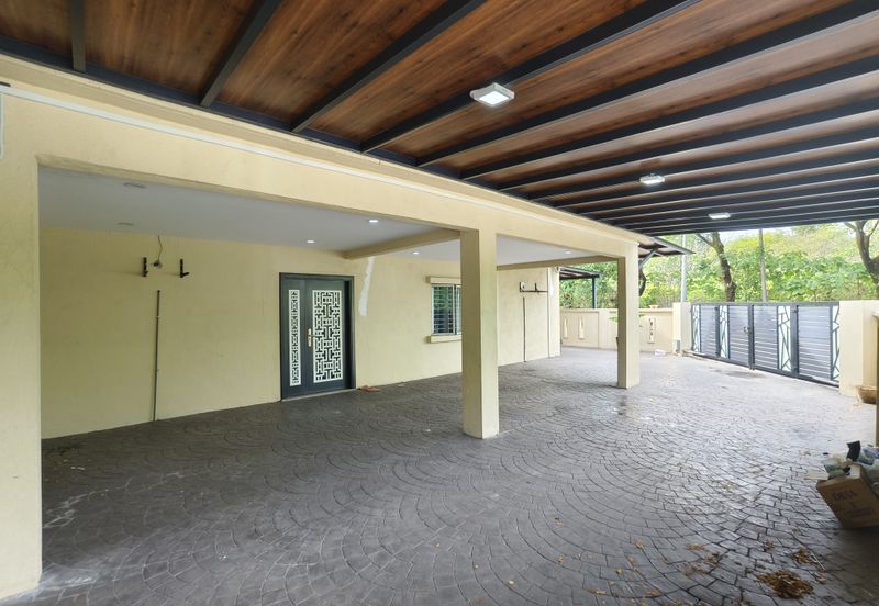 Jalan Spektrum U16 @ Taman Bukit Subang